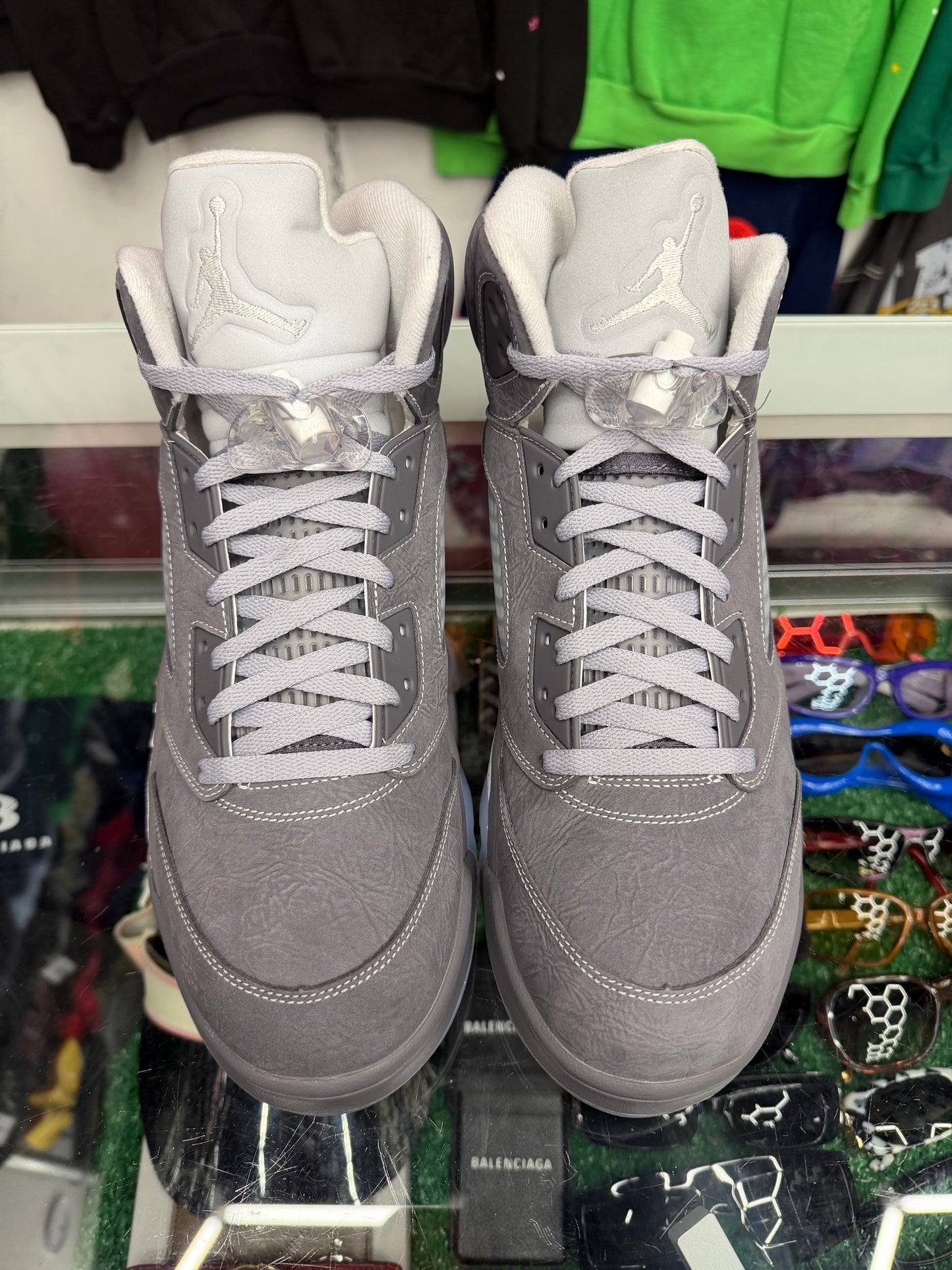 JORDAN 5 WOLF GREY (PRE-OWNED W/ BOX)