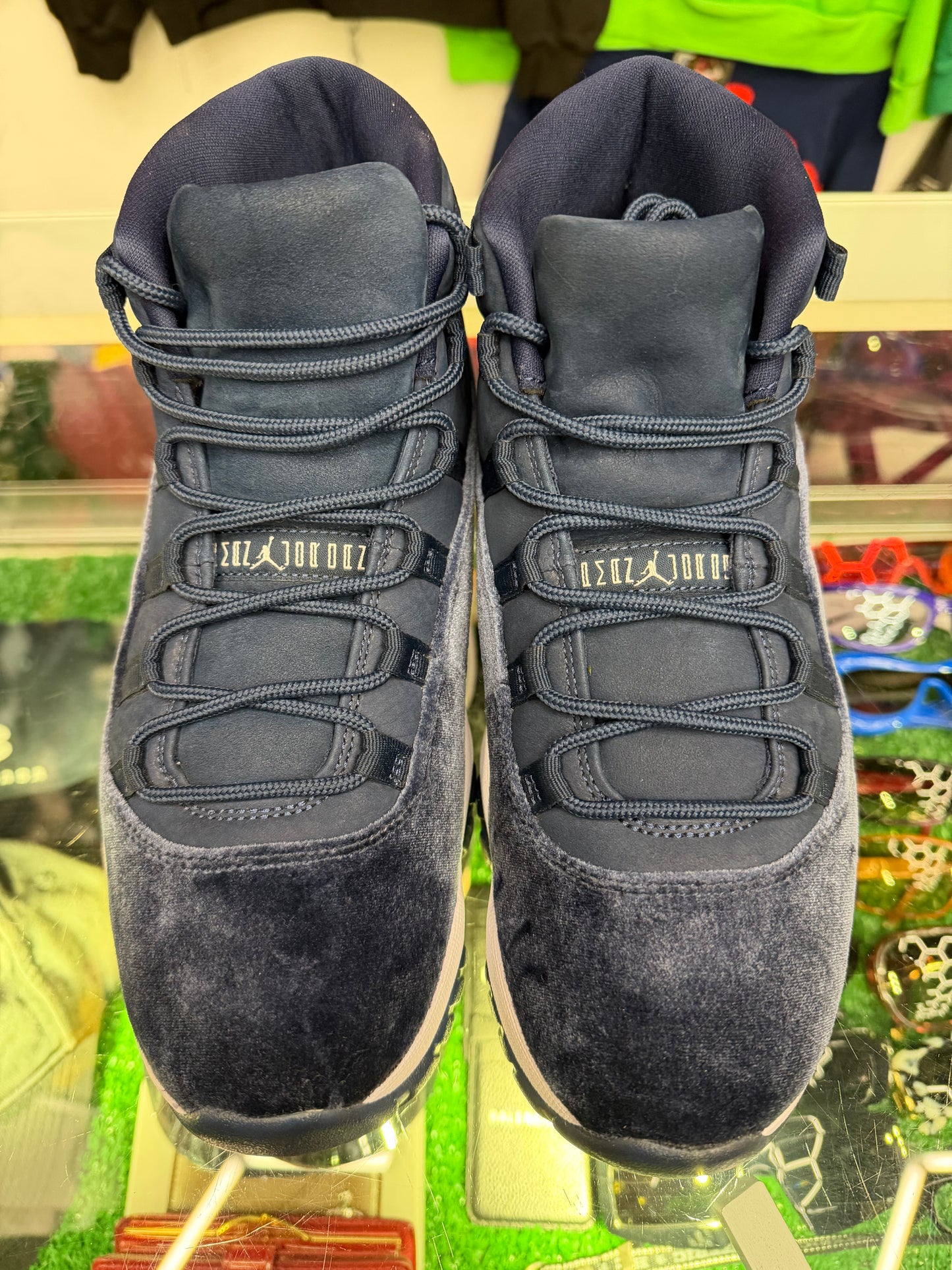 JORDAN 11 MIDNIGHT NAVY (PRE-OWNED W/ BOX)