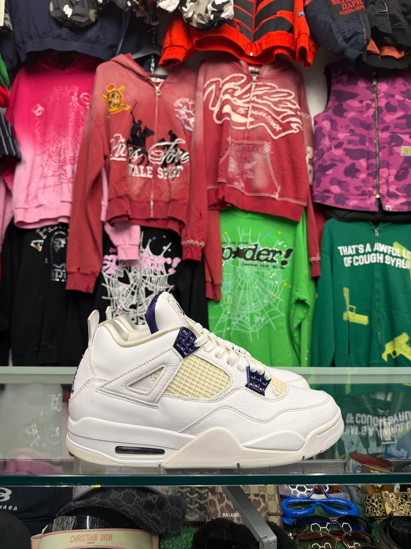 JORDAN 4 METALLIC PURPLE (PRE-OWNED W/ BOX)