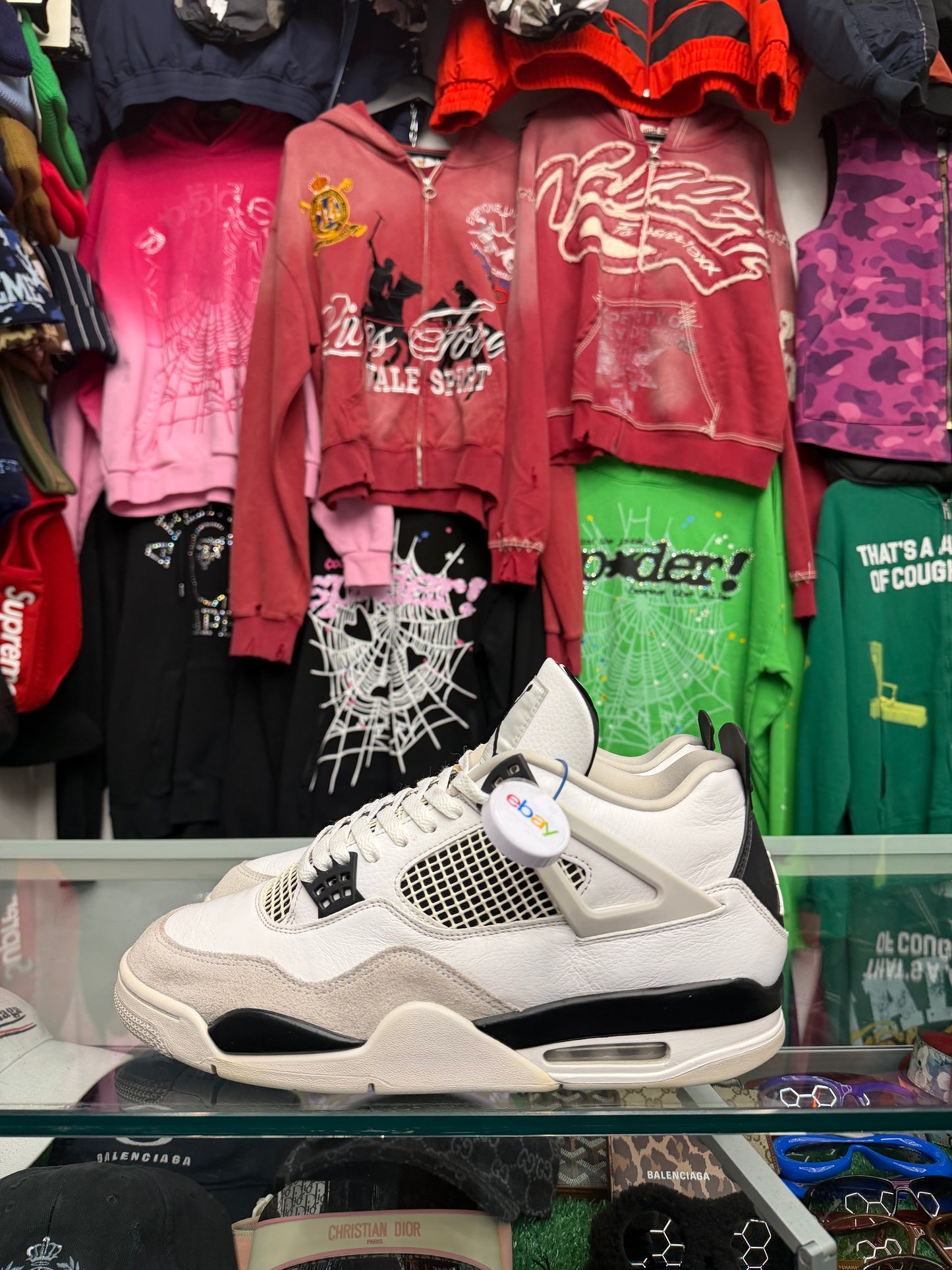 JORDAN 4 MILITARY BLACK (PRE-OWNED W/ BOX)
