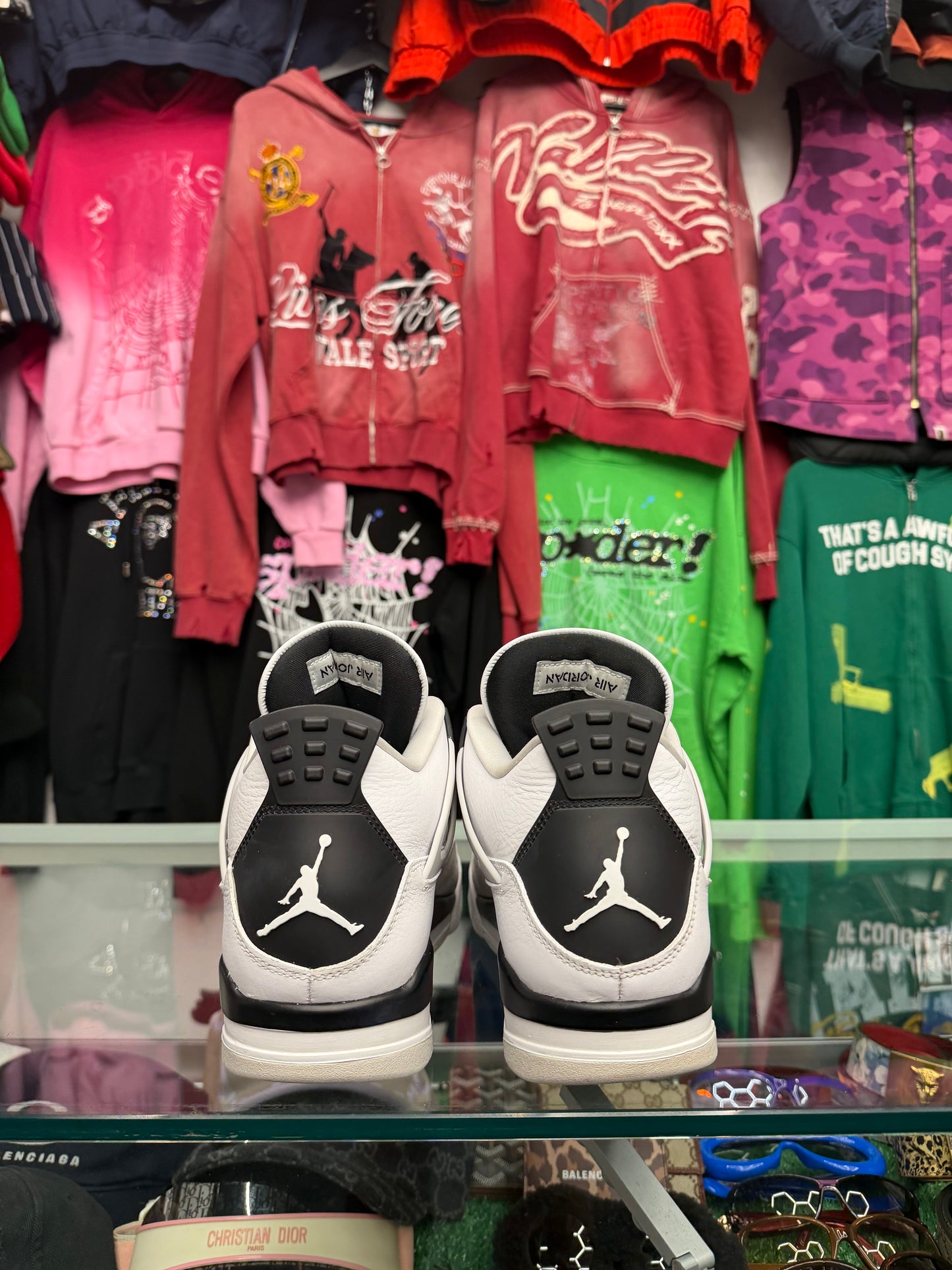 JORDAN 4 MILITARY BLACK (PRE-OWNED W/ BOX)