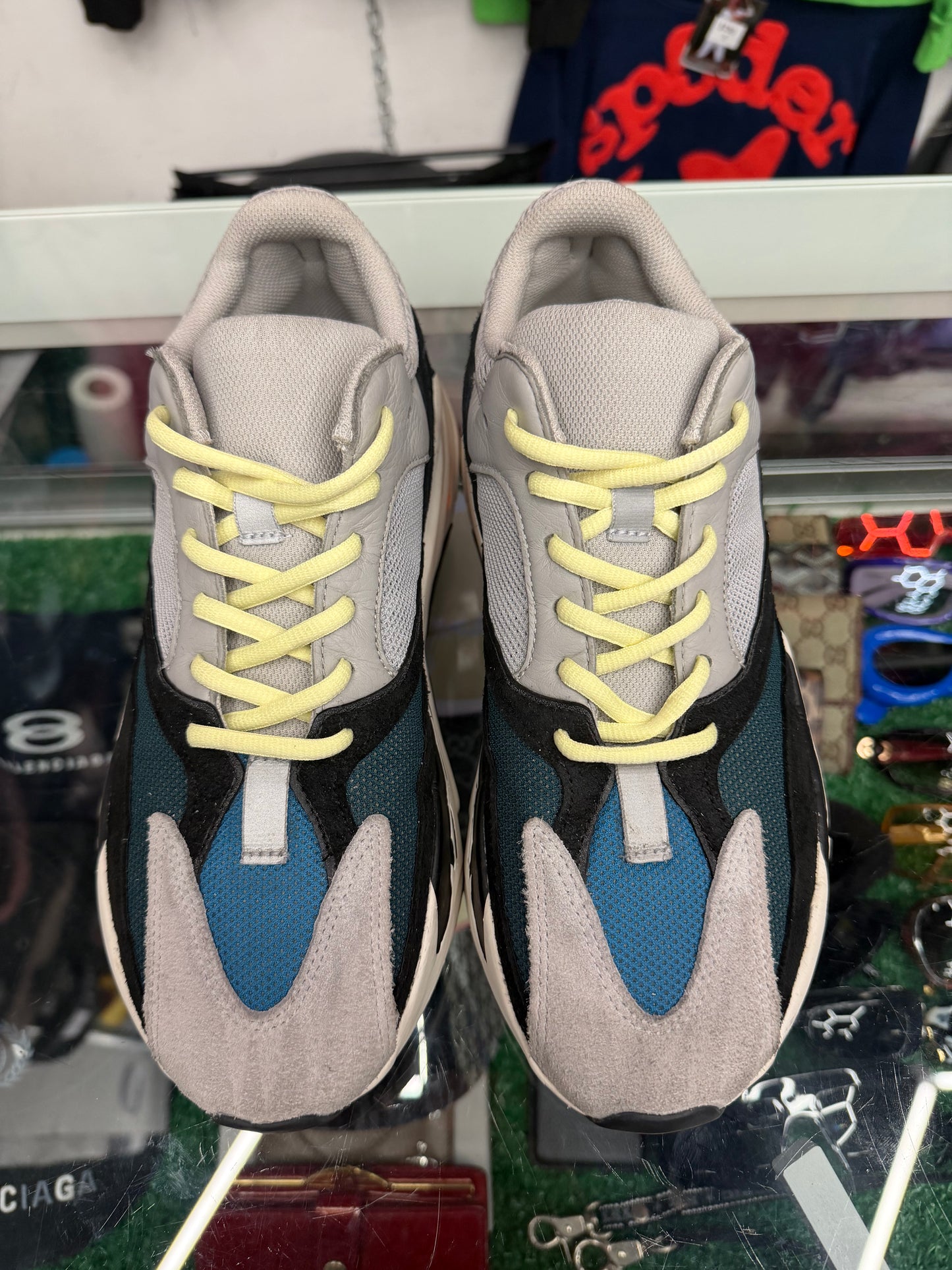 YEEZY 750 WAVE RUNNER (PRE-OWNED W/ BOX)