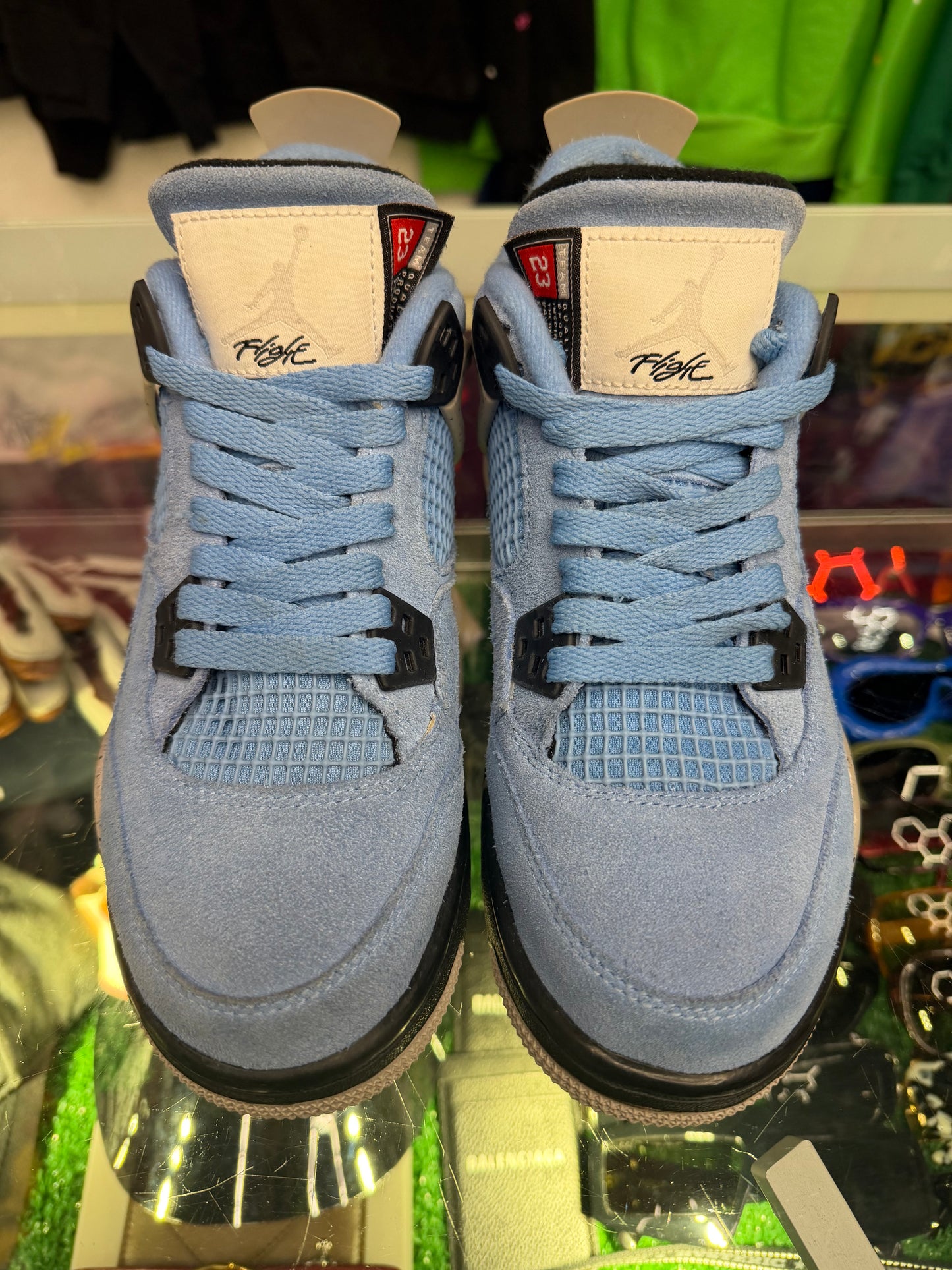 JORDAN 4 UNIVERSITY BLUE (PRE-OWNED W/ BOX)